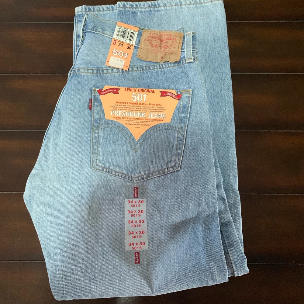 34x30 Levi’s 501’s